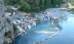 terme-di-petriolo-provincia-di-siena-300x177